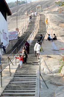 Over 600 steps to the Gomateshwara statue