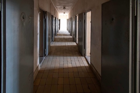 Cell block