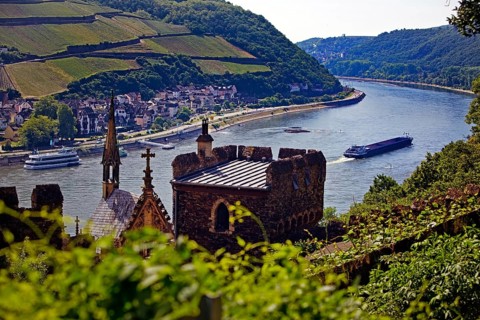 View over Rheinstein Castle to the Rhine and the village of Ruedesheim-Assmannshausen