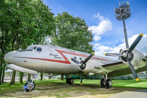 Sultana Bomber Douglas C-54