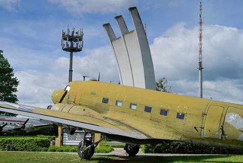 Sultana Bomber Douglas C-47 Dakota