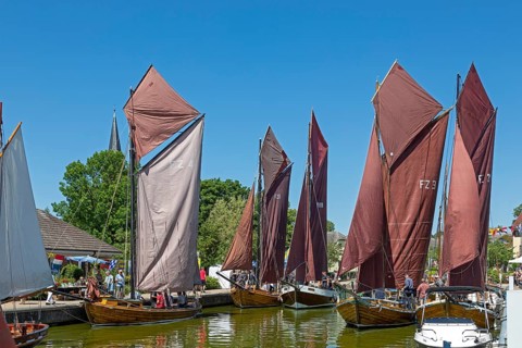 Zeesboote in the harbour