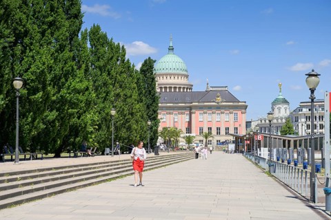 Promenade on the banks of the Havel near Neptunbassin