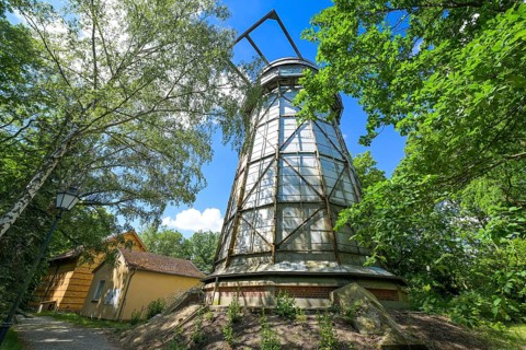 Helmertturm