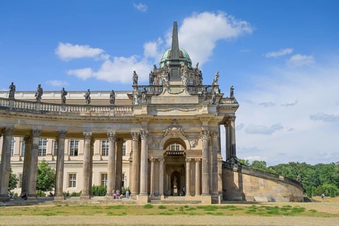 Communs am Neuen Palais