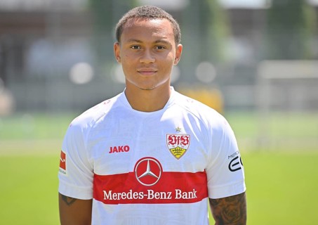 Roberto Massimo VfB Stuttgart Portraittermin VfB Stuttgart 2022 2023 Licence Player Football 1. Bundesliga Men GER Stuttgart 05. 07. 2022