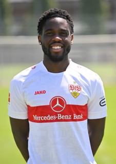 Orel Mangala VfB Stuttgart Portraittermin VfB Stuttgart 2022 2023 Licence Player Football 1. Bundesliga Men GER Stuttgart 05. 07. 2022