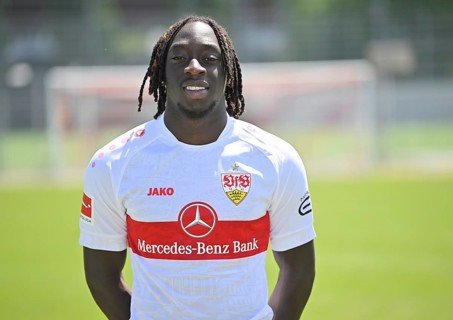 Tanguy Coulibaly VfB Stuttgart Portraittermin VfB Stuttgart 2022 2023 Licence Player Football 1. Bundesliga Men GER Stuttgart 05. 07. 2022