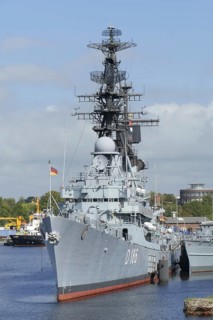 Destroyer Moelders