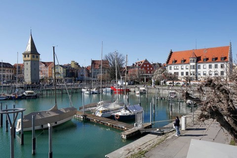 Harbour with Mangturm