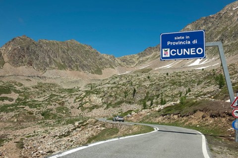 Porsche GT3 sports car crosses 2350 metre high Passo Lombarda pass on French-Italian border