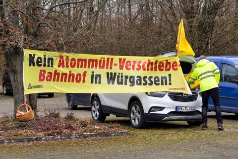 Banner against transport of nuclear waste