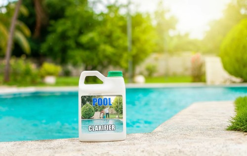 Swimming pool clarifier