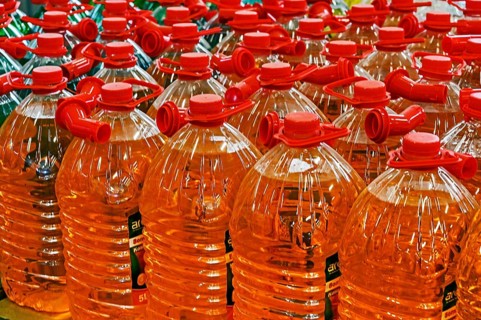 Plastic bottles with disc clear in a DIY store