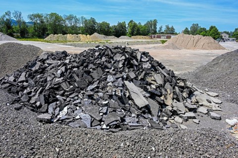 Warehouse for asphalt