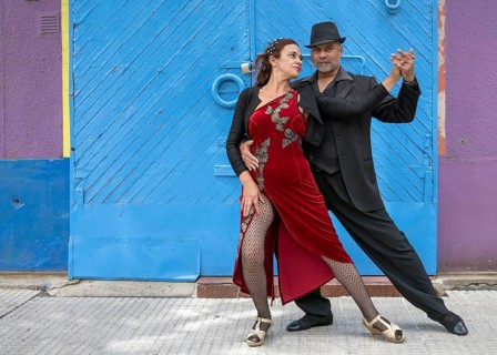 Tango dancers