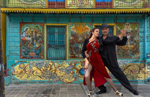 Tango dancers