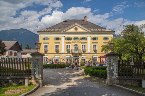Schlosshotel Lerchenhof