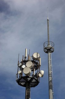 Radio relay station