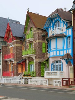 Wilhelminian and Art Nouveau villas in the Mersois neighbourhood on the Mers-les-Bains promenade