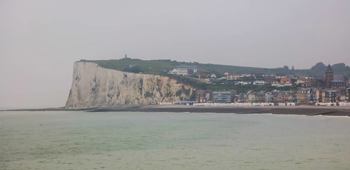 Cliff with chalk cliffs
