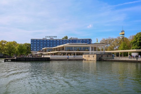 Courtyard Marriott Hotel and Seeterrassen