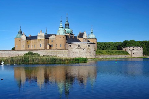 Kalmar Castle reflected in the calm water