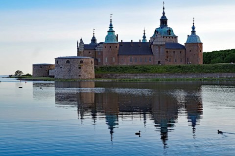 Kalmar Castle reflected in the calm water