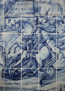 Island fountain with tiles