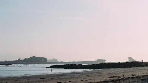 Early morning on the beach of Port Blanc