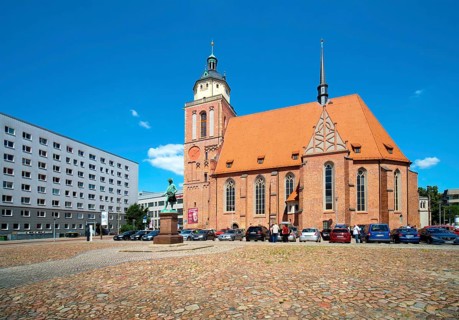 Marienkirche zu Dessau with Prince Leopold Monument, Dessau-Rosslau