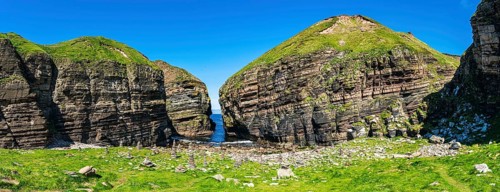 Cliffs over Puffin Cove, Drumhollistan