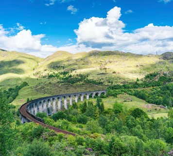 Glenfinnan Viaduct, West Highland Line in Glenfinnan