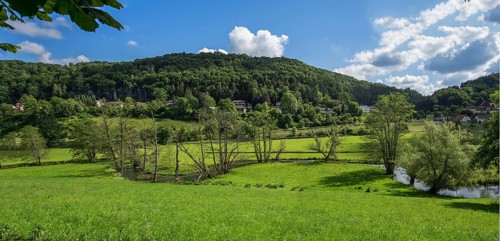 Trubach Valley with the meandering Trubach, Egloffstein
