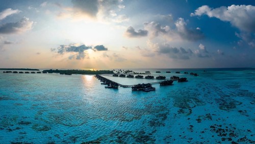Aerial view, Gili Lankanfushi with water bungalows