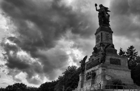 Niederwald Monument, Watch on the Rhine