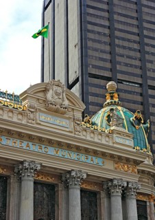 The Theatro Municipal, Cinelandia Square