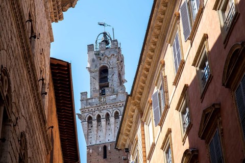 Torre del Mangia, bell tower at Piazzo del Campo