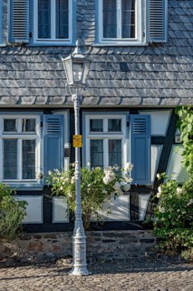 Idyll, historic half-timbered house with slate shingles