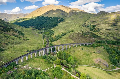 Glenfinnan Viaduct, West Highland Line in Glenfinnan