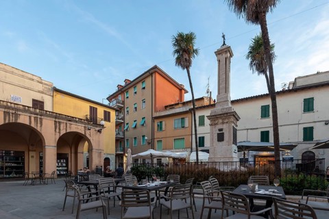 Marketplace with restaurant, Orbetello