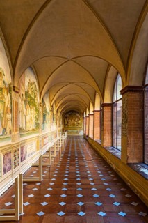 Monte Oliveto Maggiore Abbey, vaulted cloister with fresco scenes
