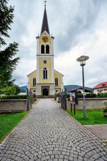 Catholic Parish Church, Maria-Opferung