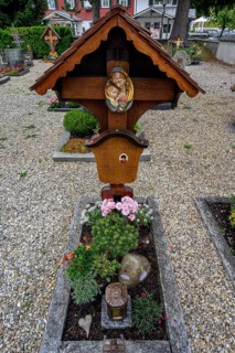 Grave at the cemetery of the Catholic Parish Church, Maria-Opferung