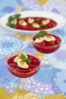 Swabian cuisine, sweet semolina dumplings with cherry compote