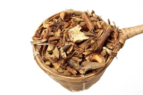 Dried thorny herb of the medicinal plant Gleditsia horrida sinensis, soap bean thorn