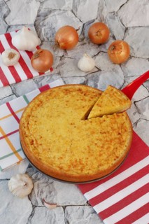Swabian cuisine, Haertsfeld potato cake with curd dough base