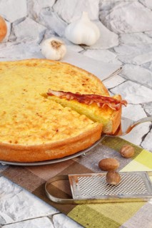 Swabian cuisine, Haertsfeld potato cake with curd dough base