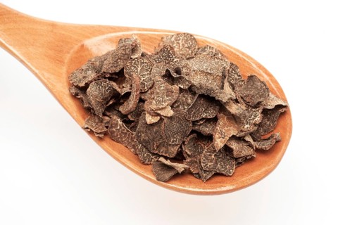 Dried mushrooms, dried truffles