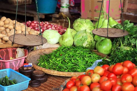 Stall at the Mani Sithu Market. Nyaung-U, Myanmar